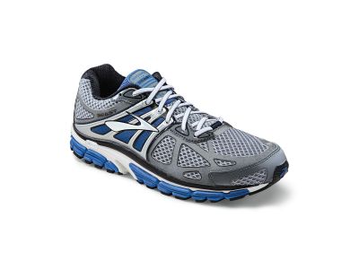 Fitting a shoe takes more than the right shoe size Fitting a shoe takes more than the right shoe size