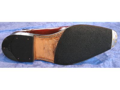 The Advantages of Taps and Rubber Soles 